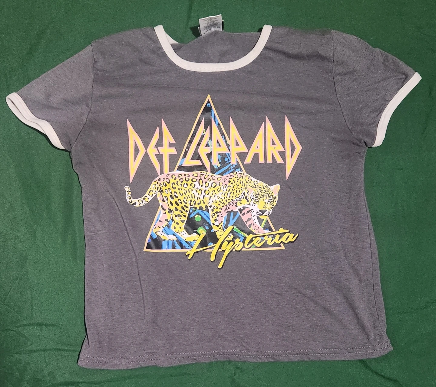 Medium Def Leppard Tee