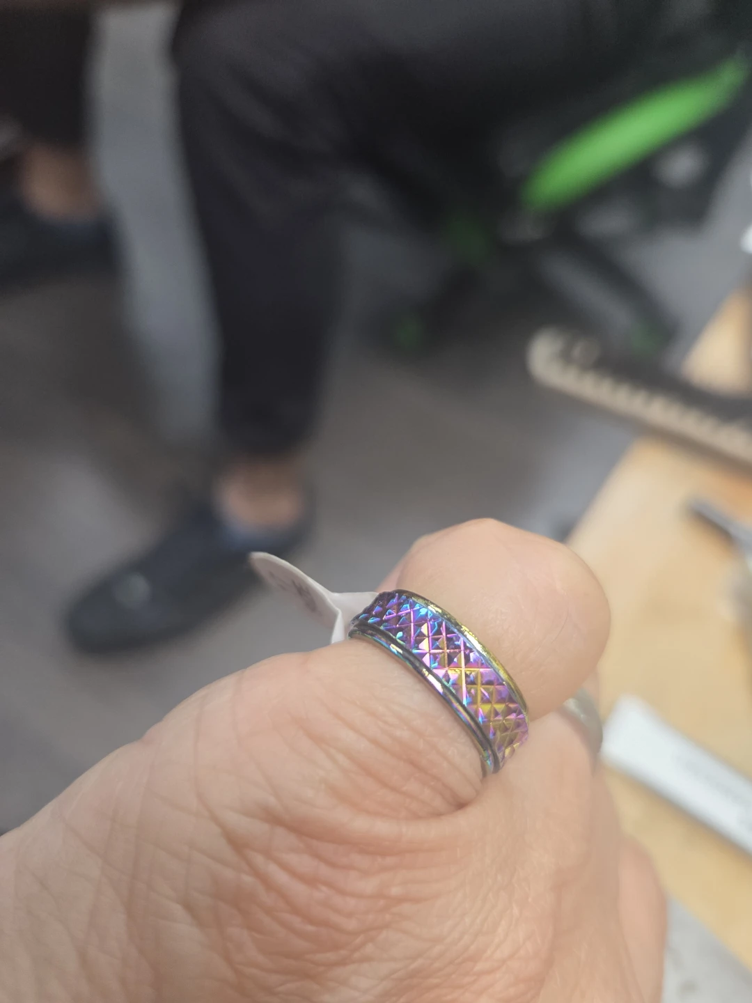 Iridescent Spinner Ring - photo 4