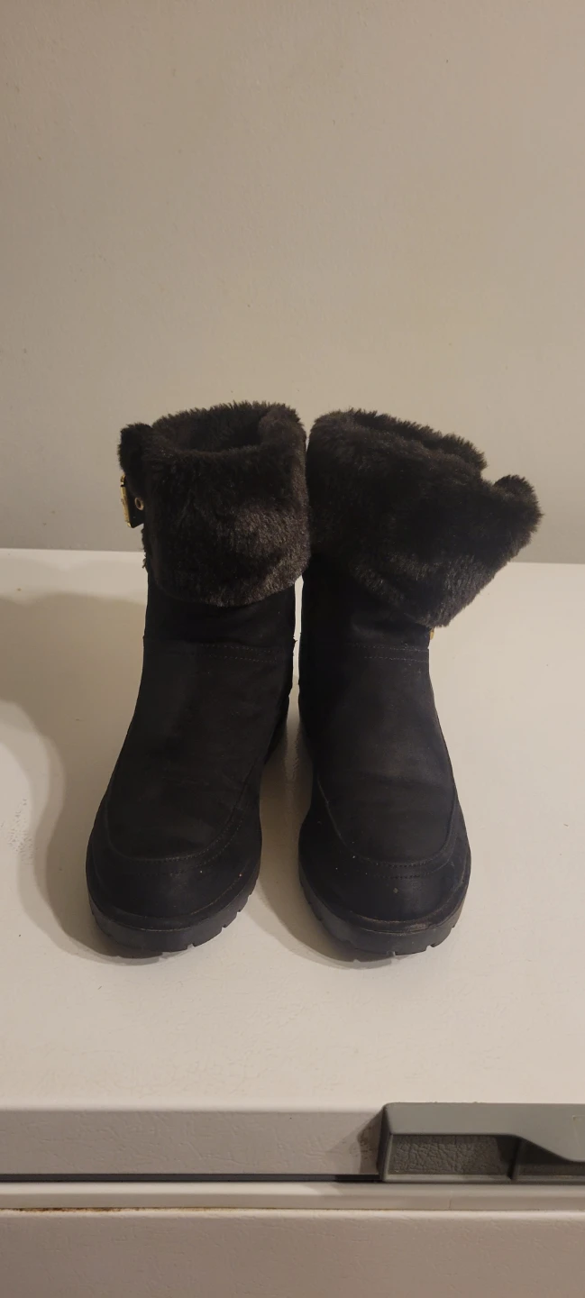 Guess 6M winter boots for women