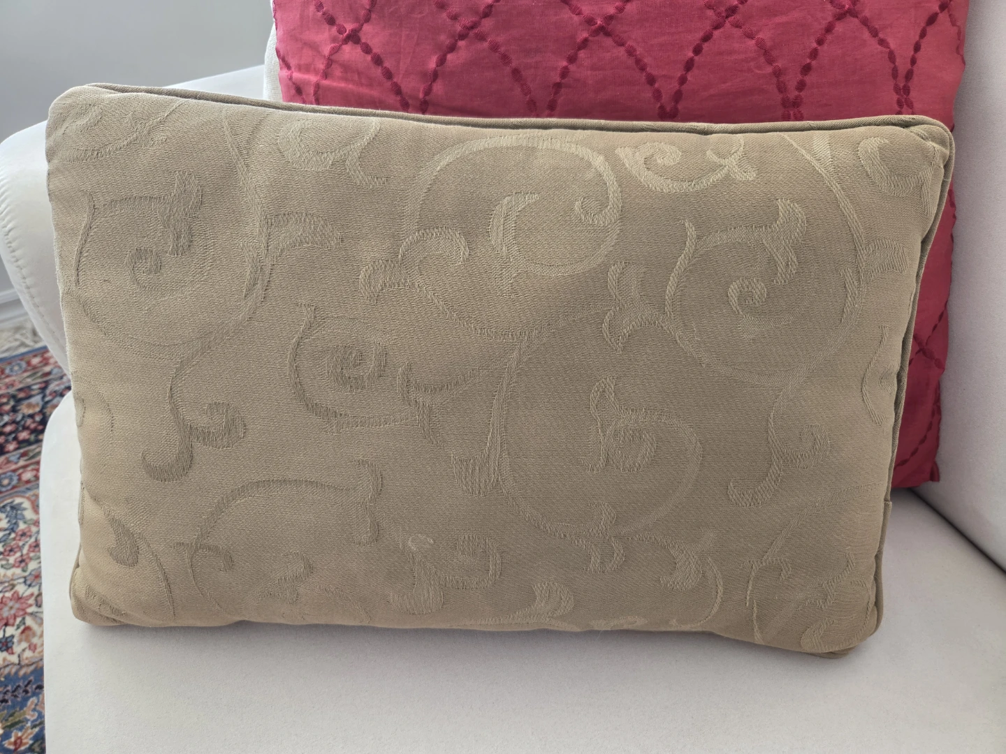 Decorative throw pillow