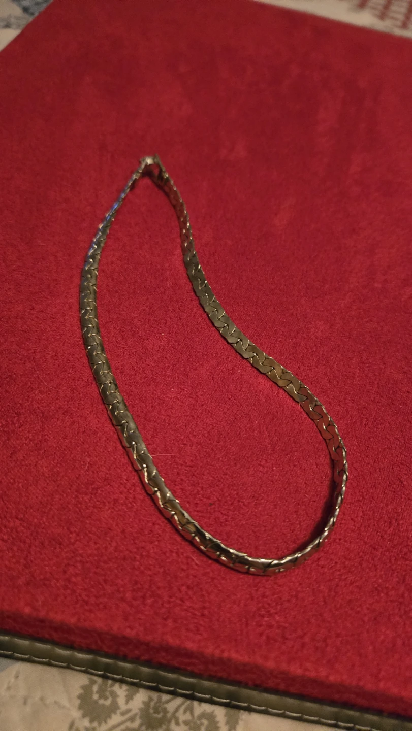 Silver-tone flat herringbone chain necklace