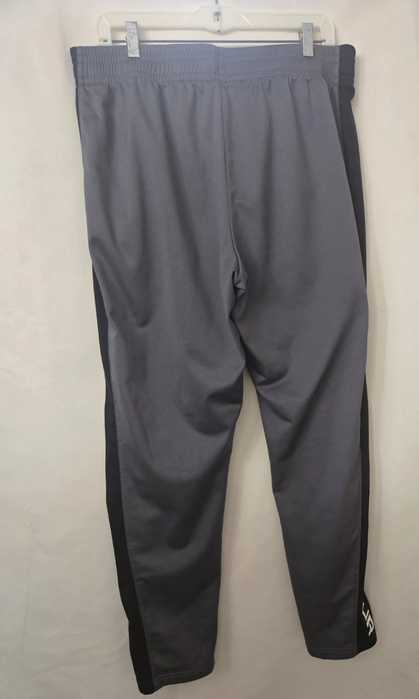 Under Armour Mens' Track Pant.  XL. - photo 2