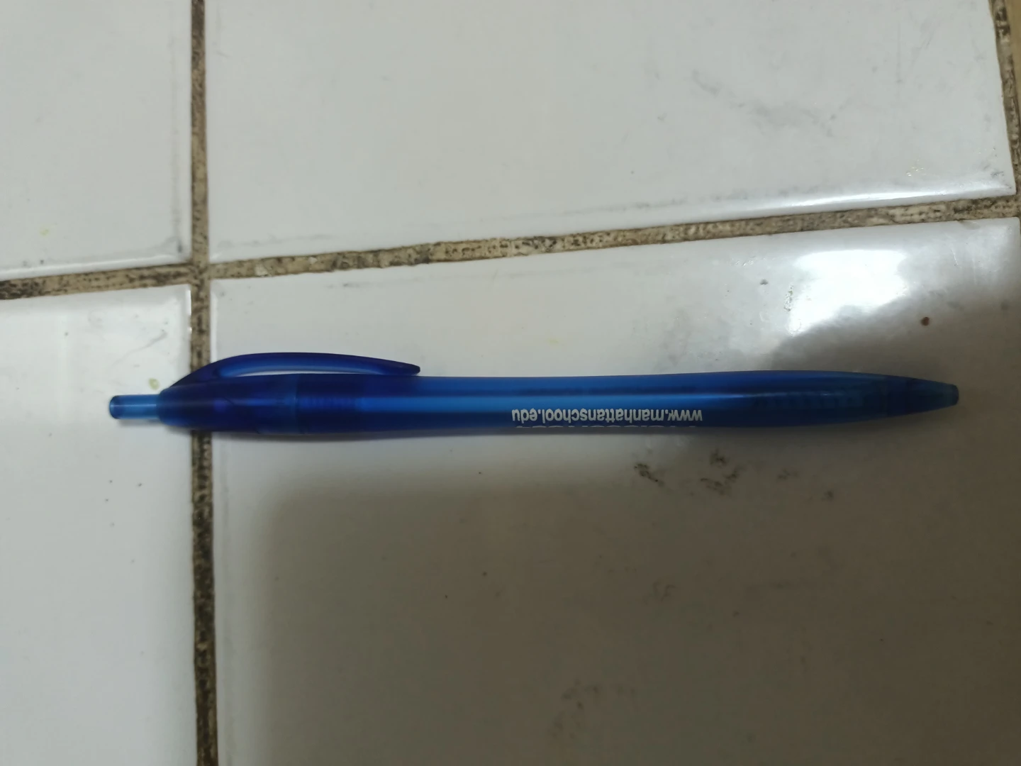 Manhattan School Blue Retractable Pen🏈