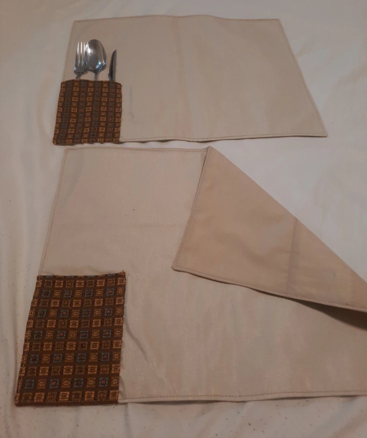 New Placemats with Cutlery Pockets - photo 5
