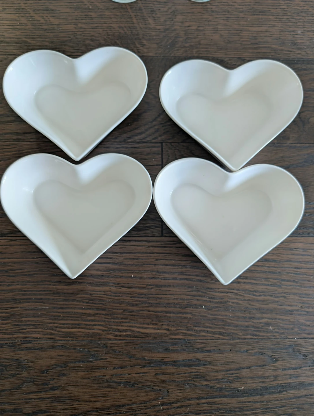 Set of 4 Heart-Shaped Ceramic bowl and set of 4 glass bowls