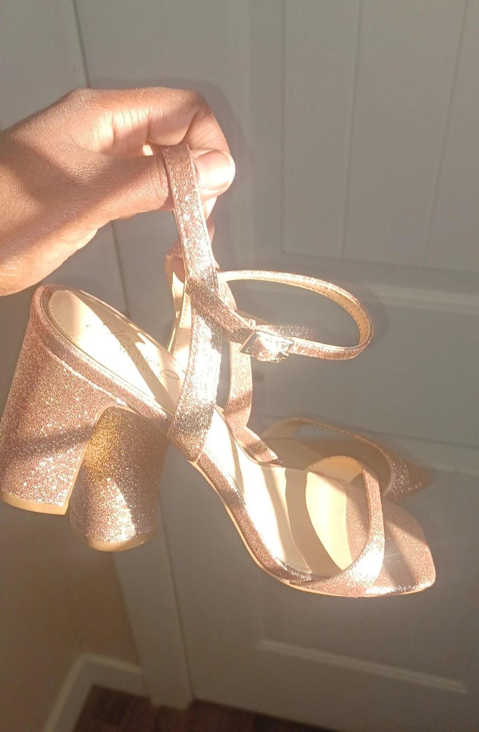 ***Jewel Badgley Mischka Heels*** - photo 3