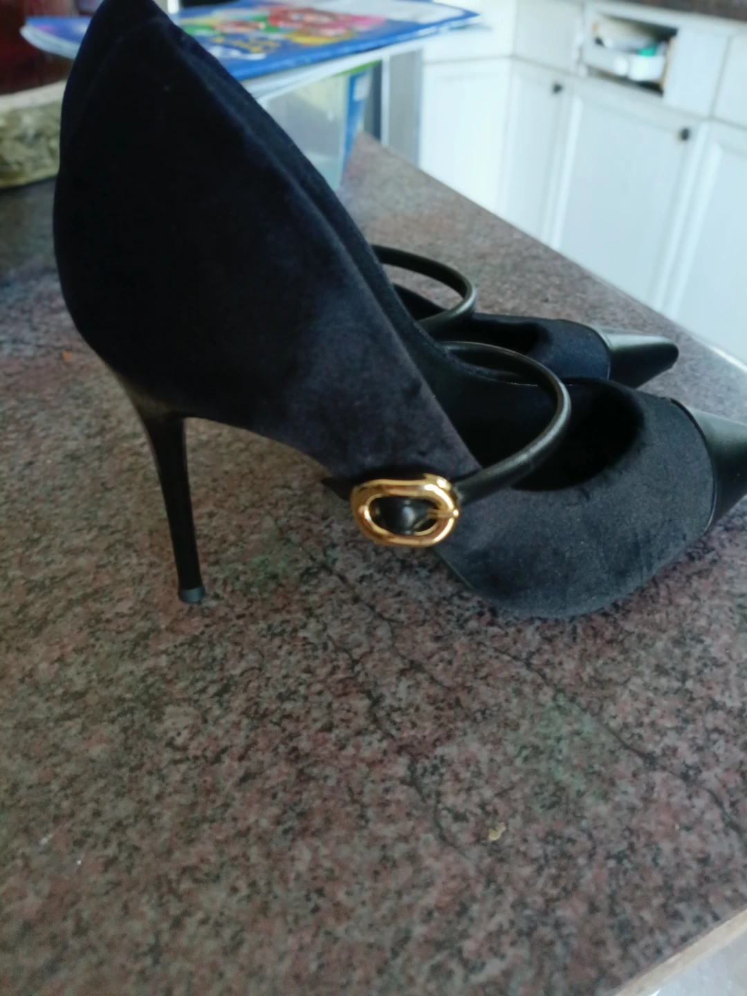Bigtree black velvet heels - photo 2