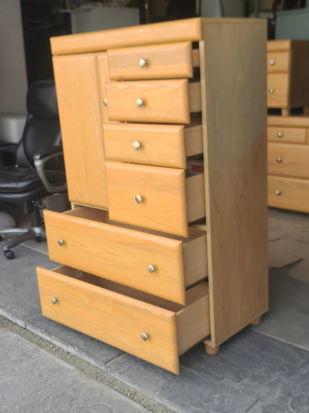 Palliser Light Wood Chiffonier Dresser - photo 3