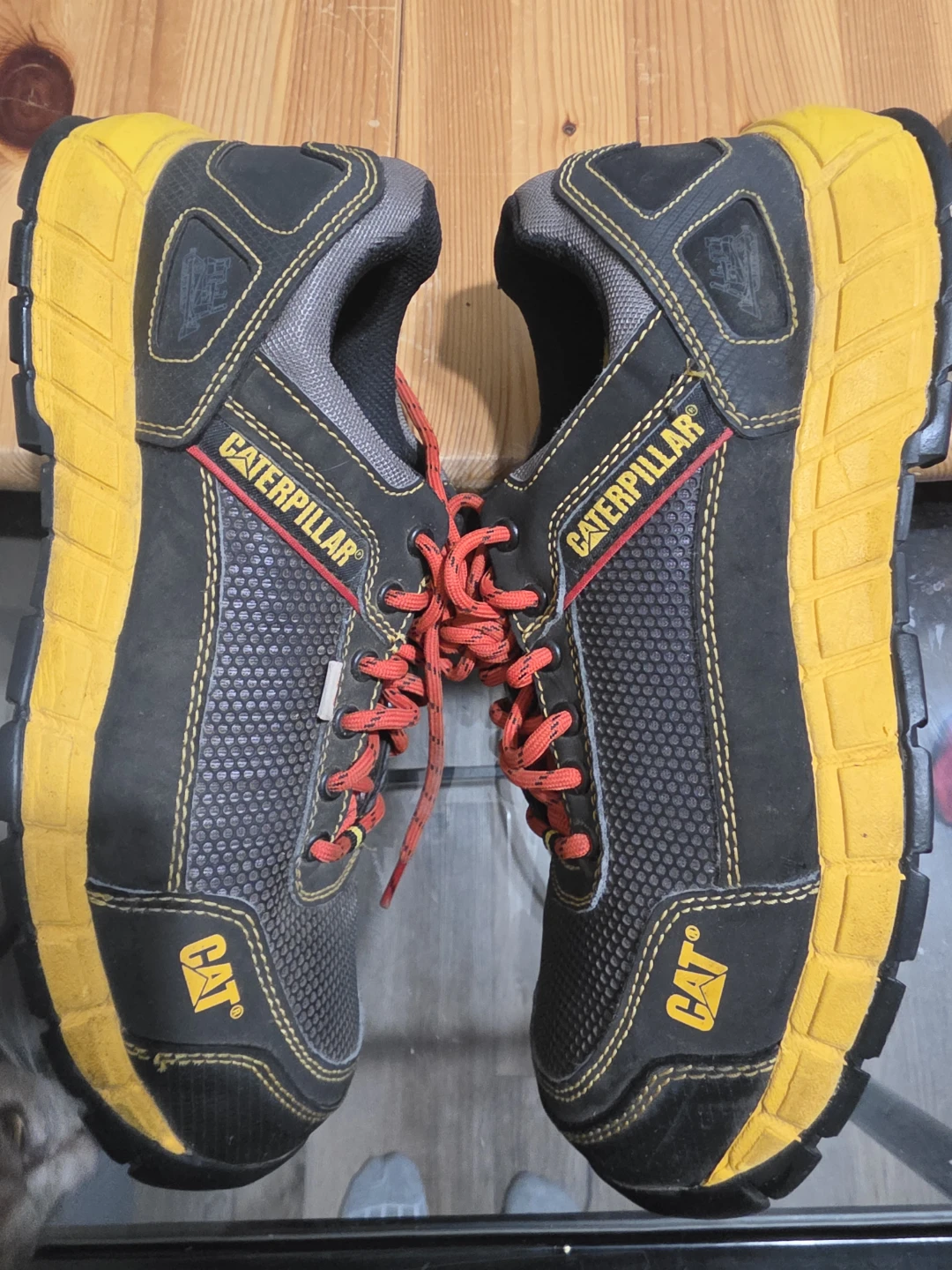 Caterpillar Work Shoes - SZ 8 STEEL TOES - photo 2