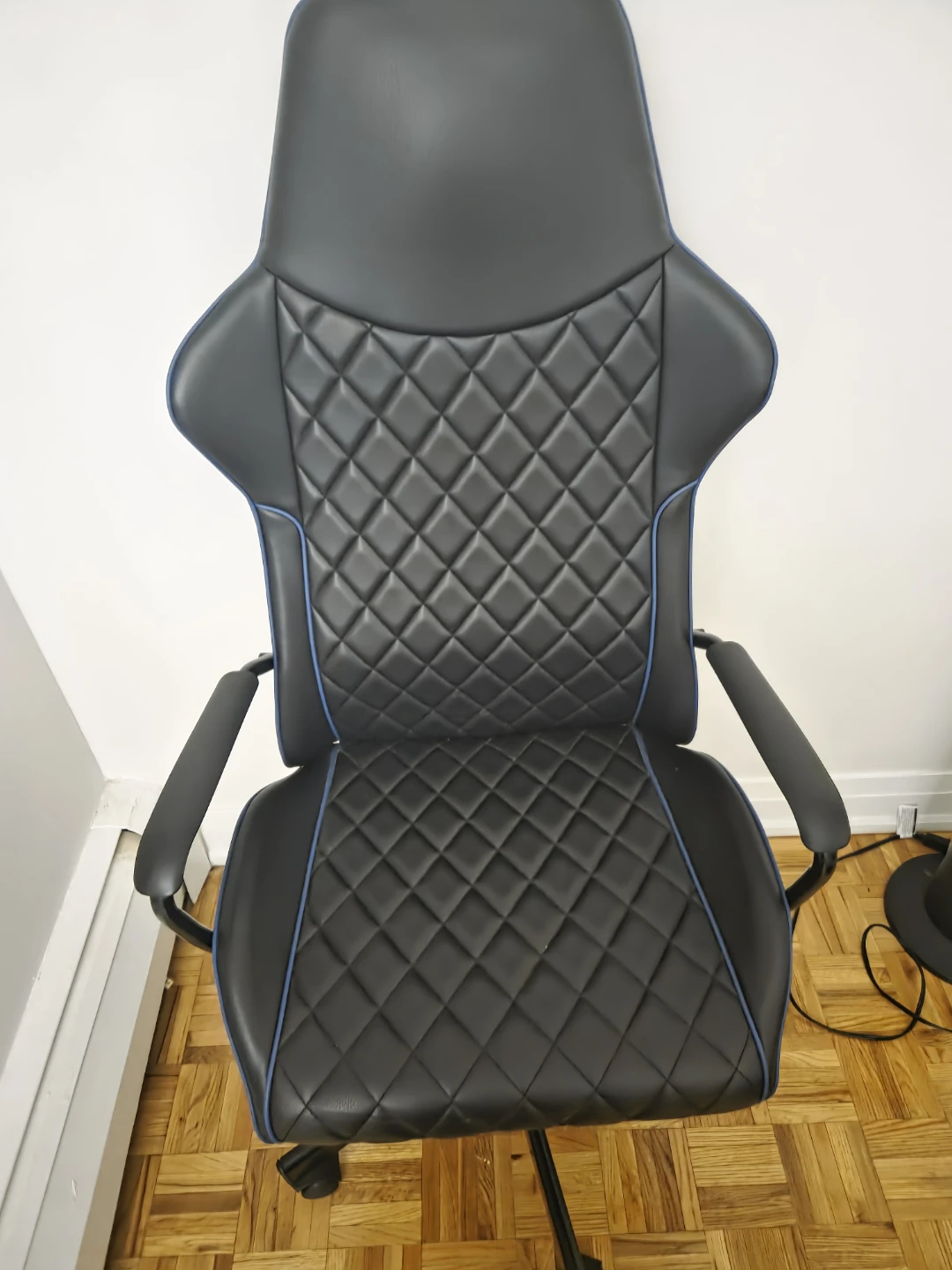 IKEA UTESPELARE chair