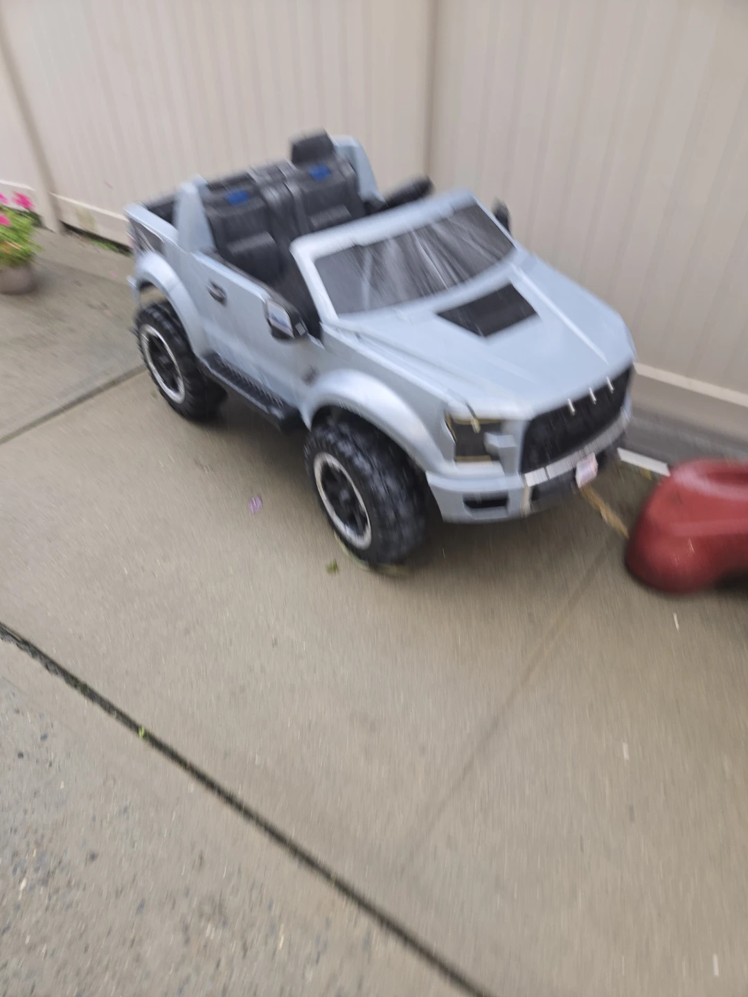 Power Wheels Ford F-150 Ride-On Truck