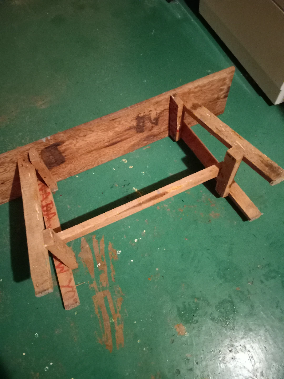Vintage wooden saw horse and bench - photo 2