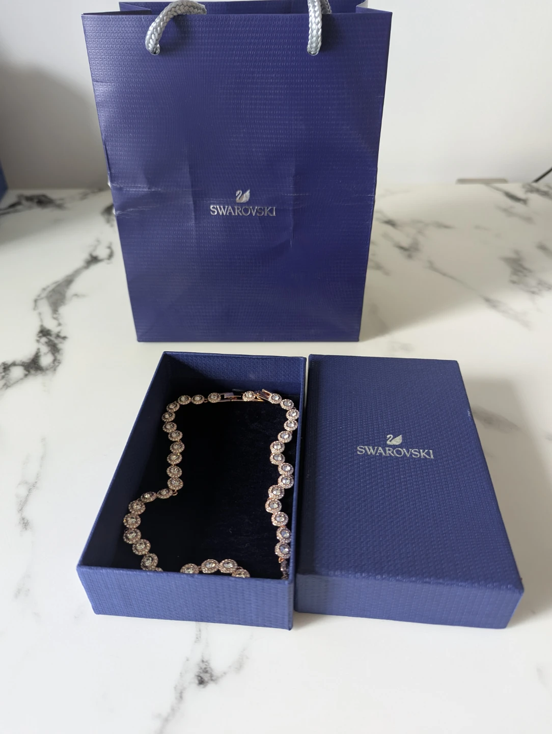 Swarovski crystal necklace in rose gold - photo 2
