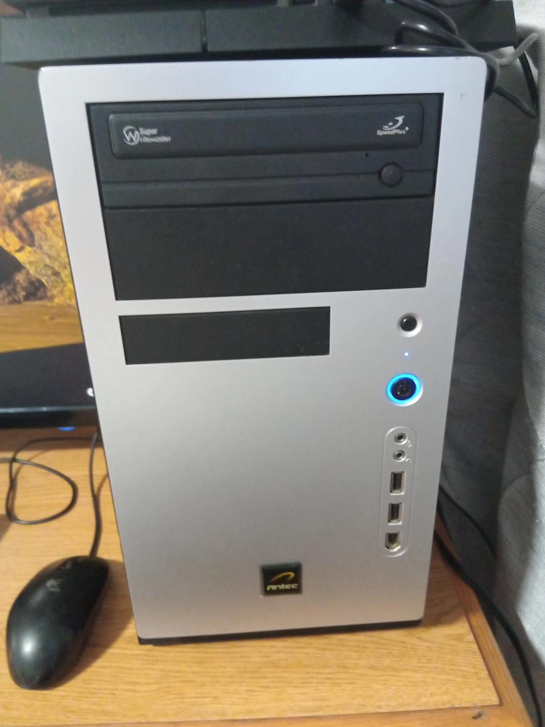 Antec Desktop PC with Acer Monitor - photo 2