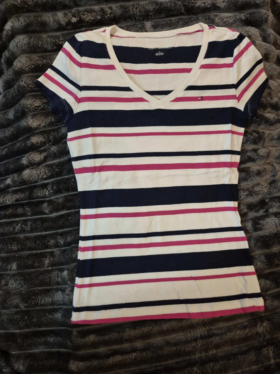 Tommy Hilfiger striped v-neck t-shirt - photo 2