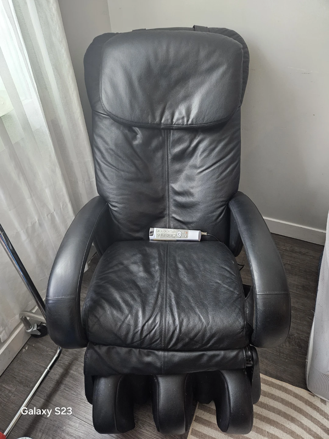 Human Touch HT-125 Massage Chair - photo 2
