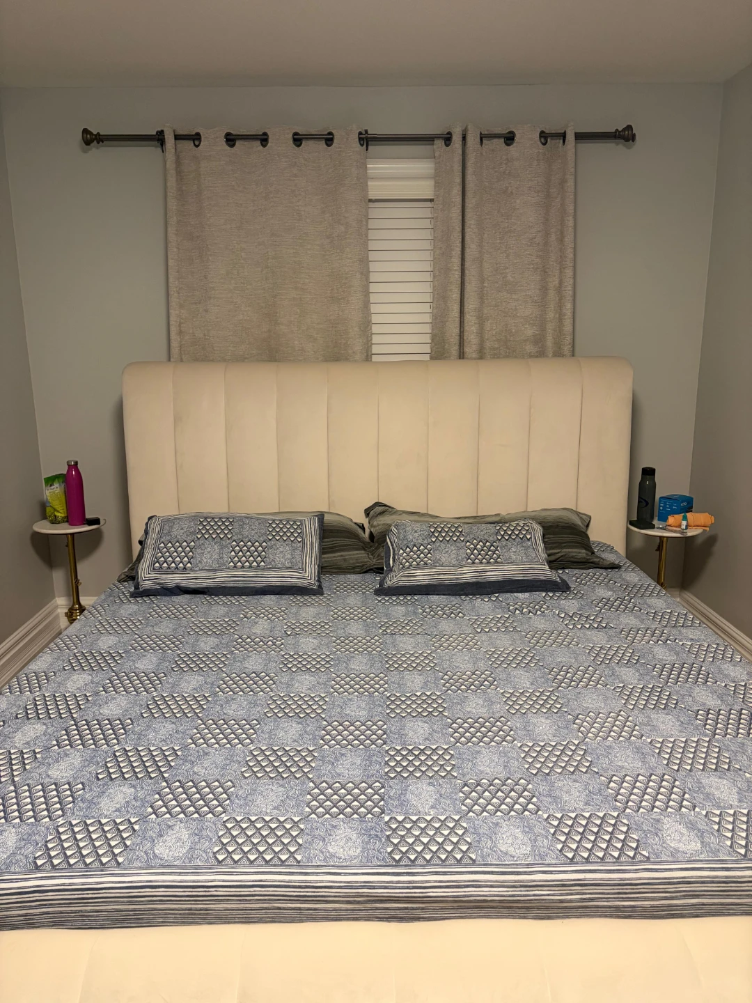 King Bed- Solid Wood with velvet upholstery - photo 5