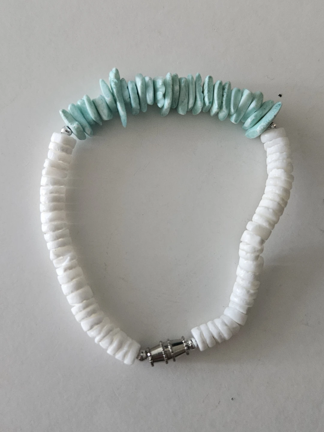 White & mint shell bracelet 🏈 - photo 2