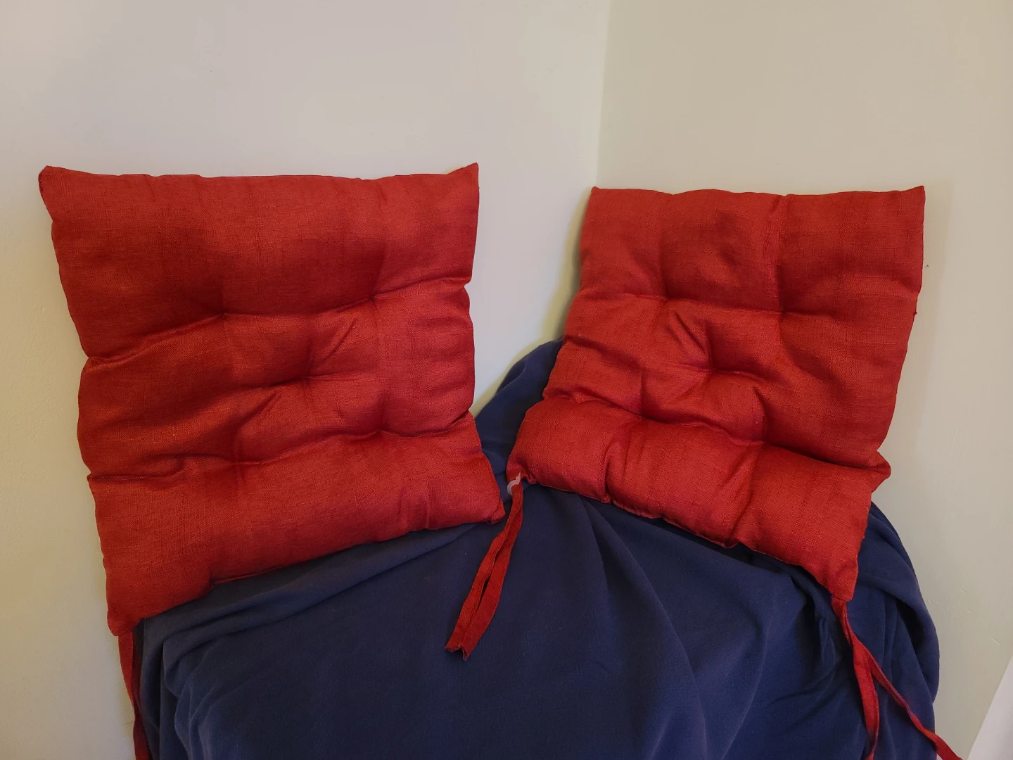 4-Piece Cozy Home Pillow & Cushion Set - photo 5