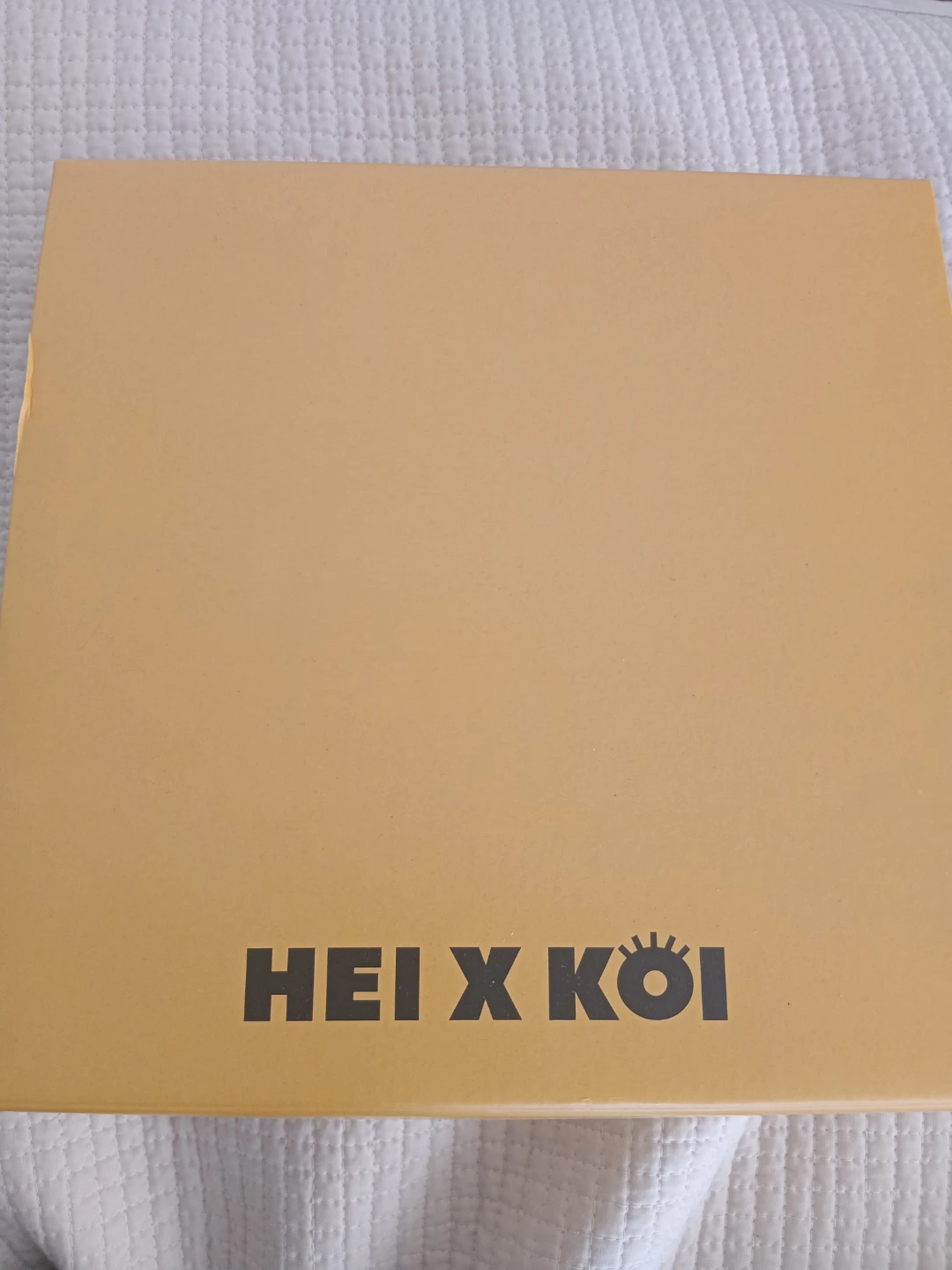HEI X KOI Glitter Sock Set with Embellished Pins - photo 3