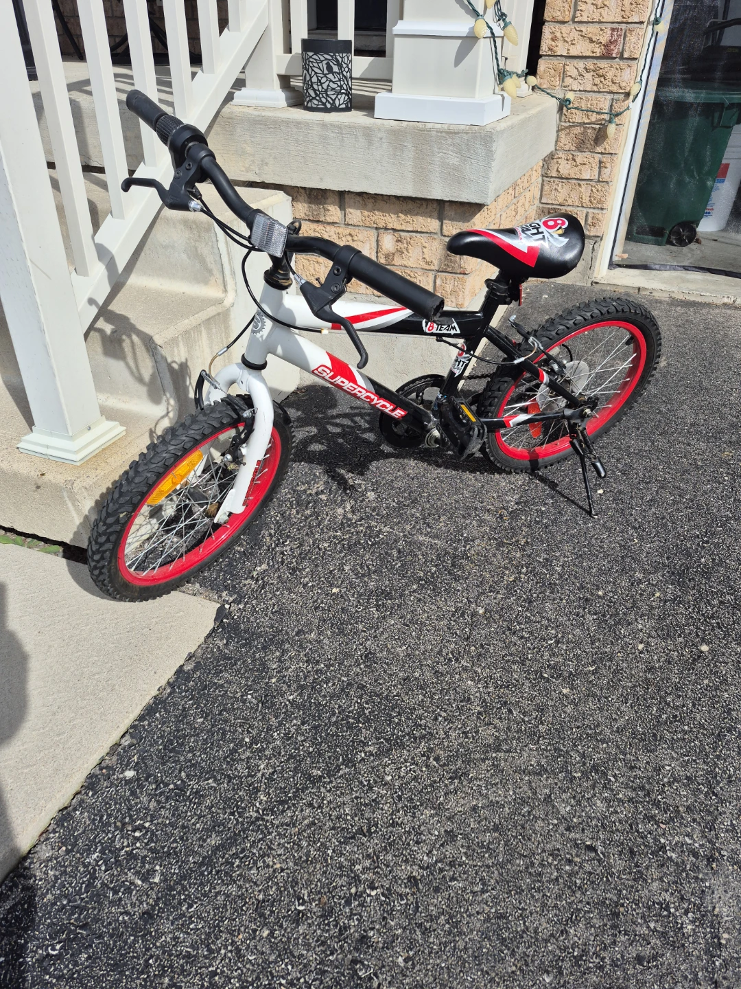 Supercycle 8-Team Boys Bike - photo 2