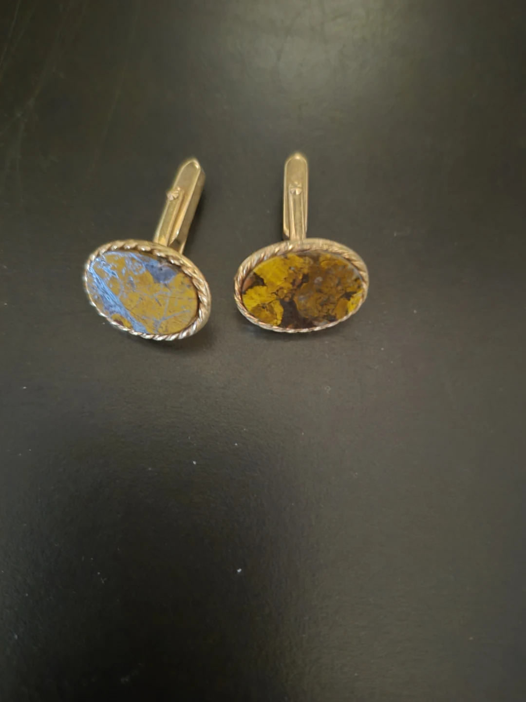 Vintage Oval Stone Cufflinks🏈