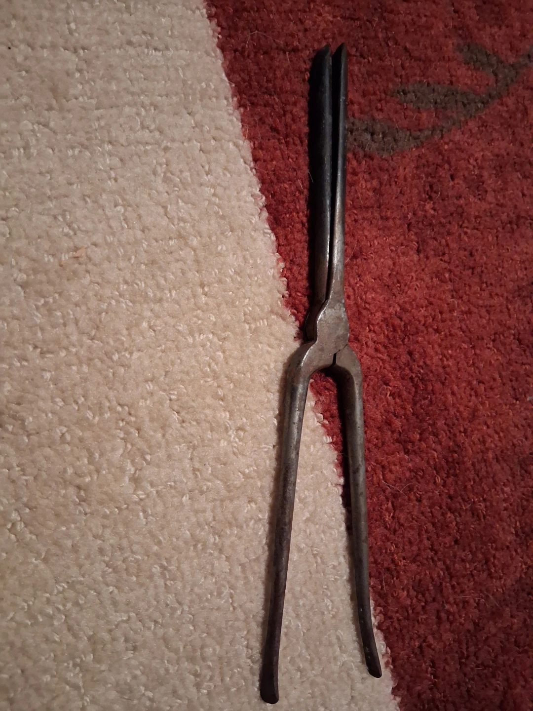 Vintage Metal Hair Curling Tongs - photo 2