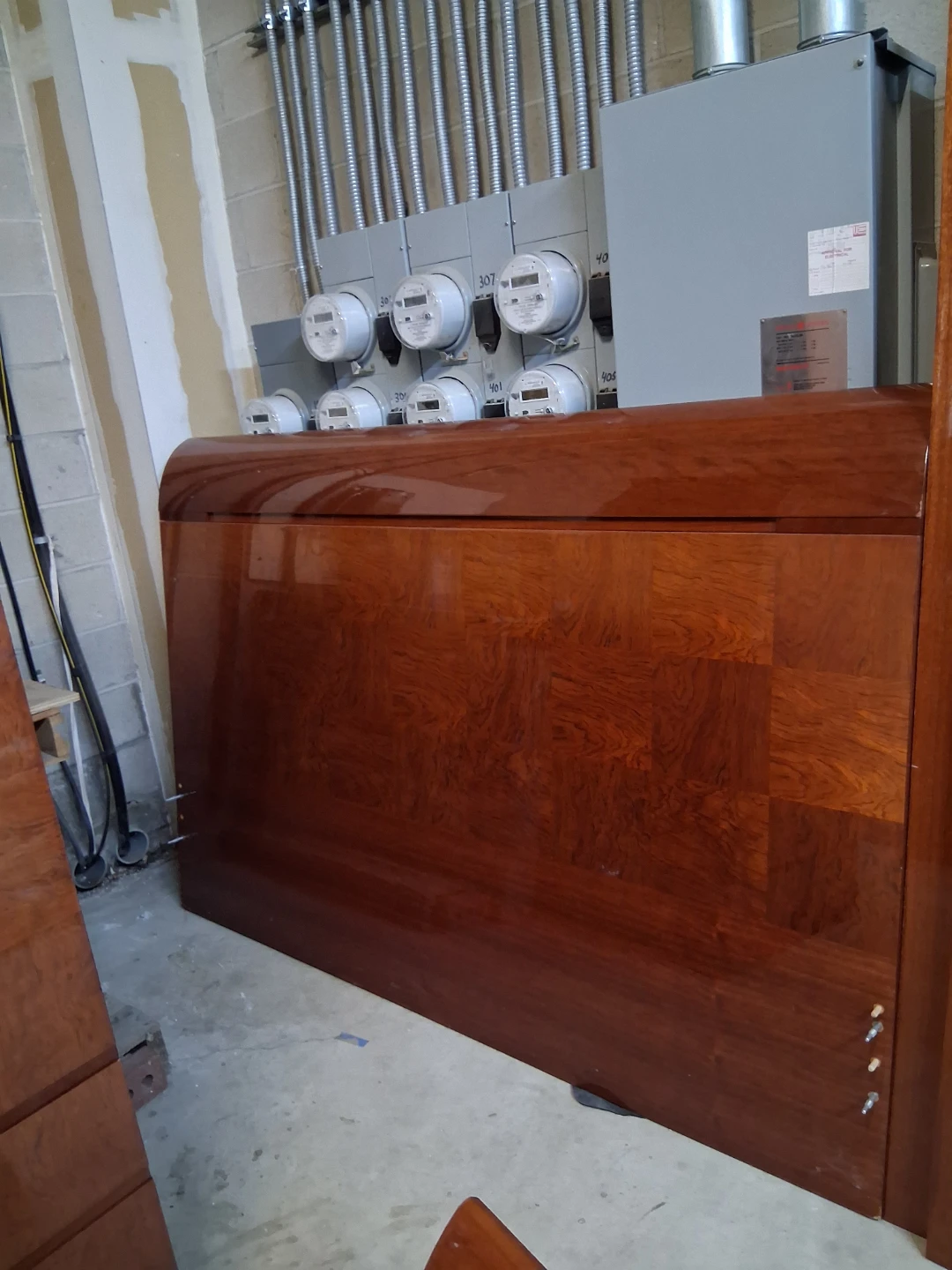 Modern Mahogany Wood Headboard - photo 2