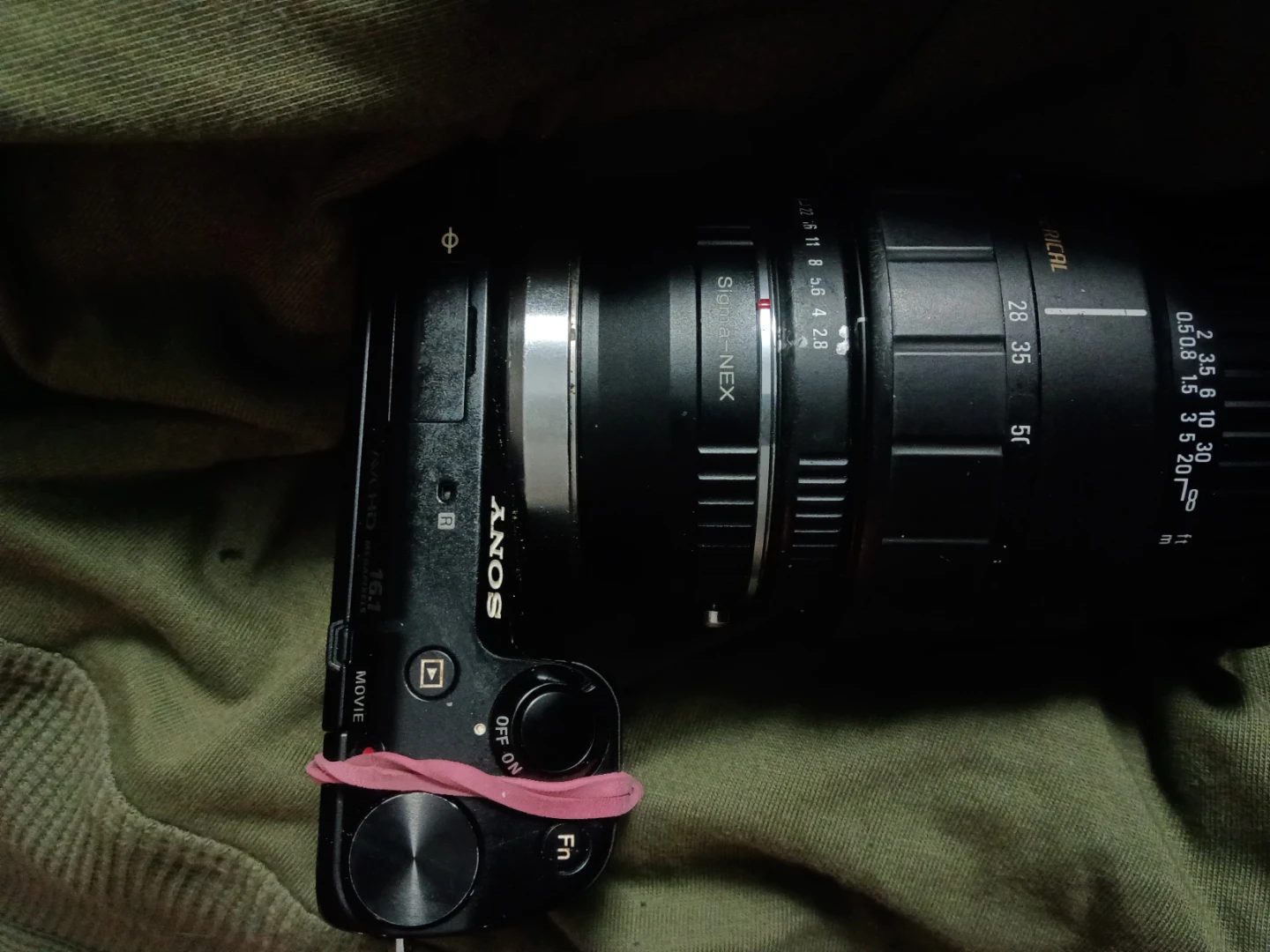 Sony NEX 5R mirrorless digital camera with Sigma Zoom