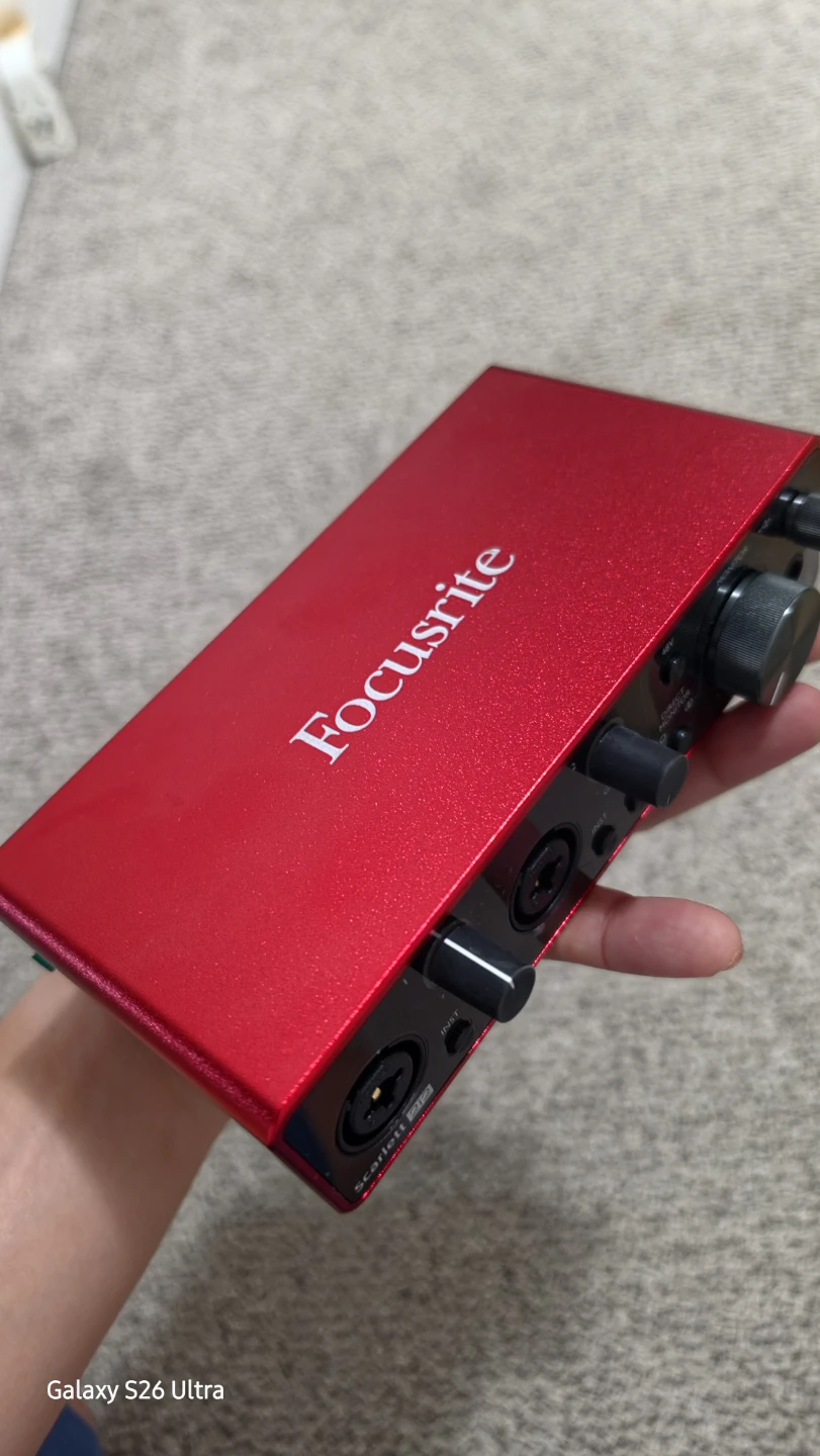 Focusrite scarlett  2i2
