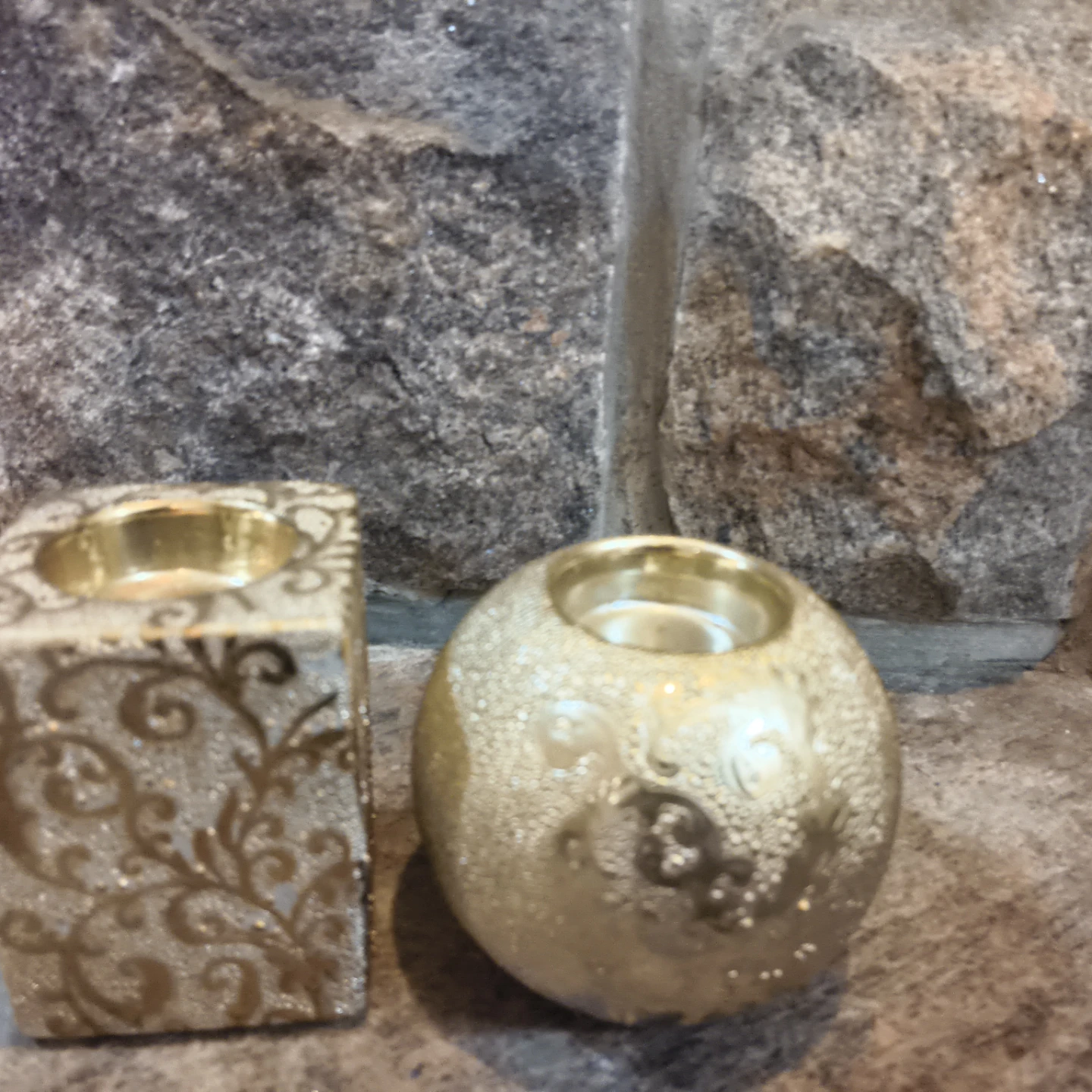 Set of 2 Decorative candle  holder