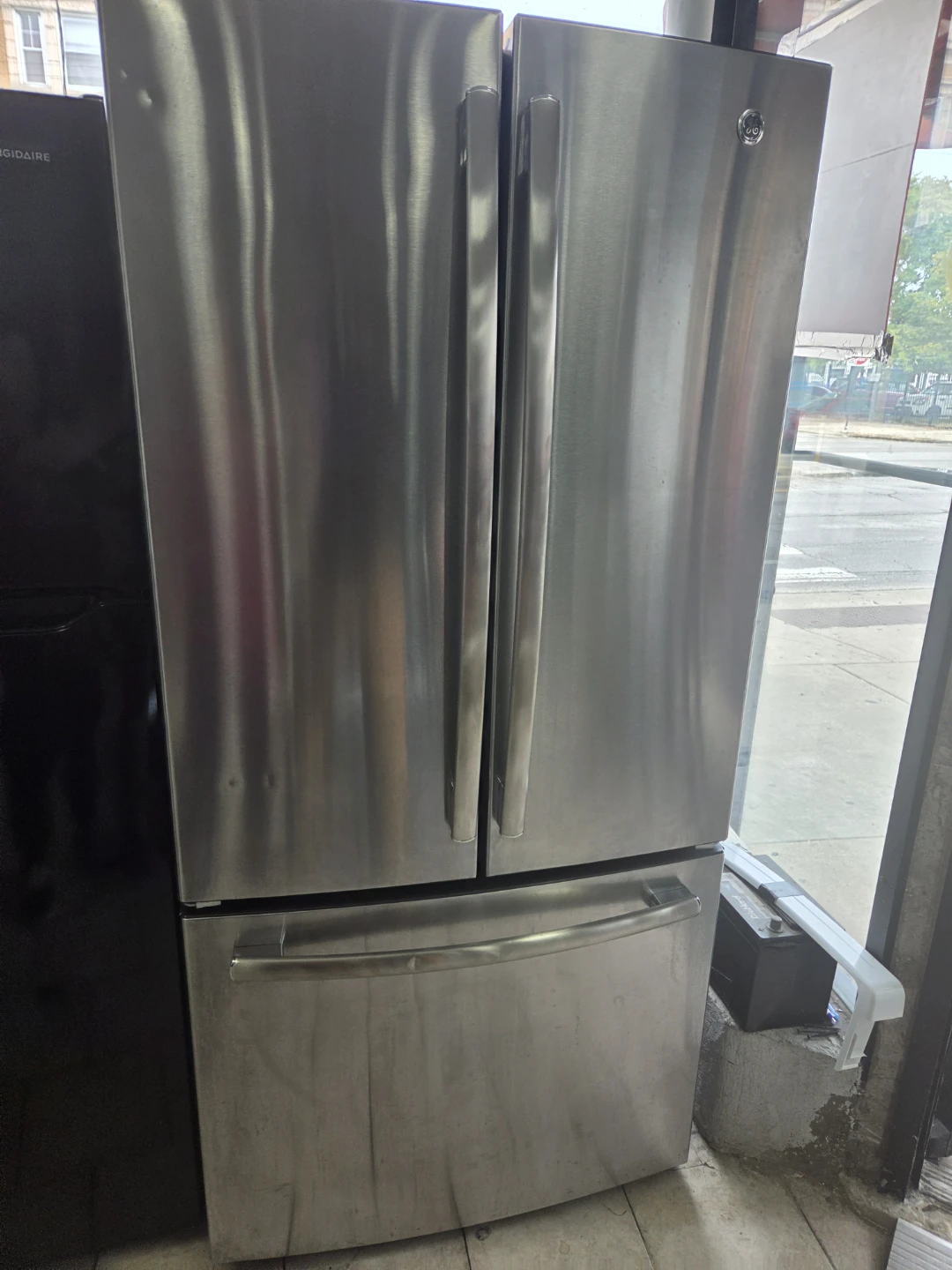 33" GE French Door Refrigerator Stainless Steel