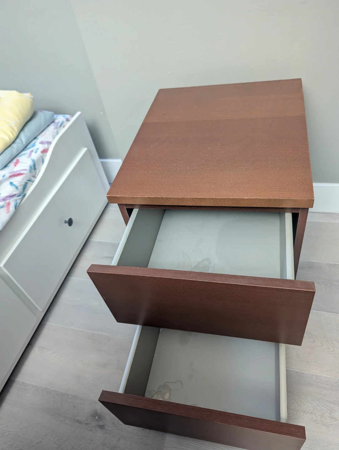 Ikea malm night stands