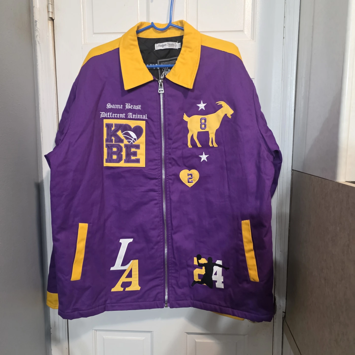 Headgear Classics Kobe Bryant Lakers Jacket 3