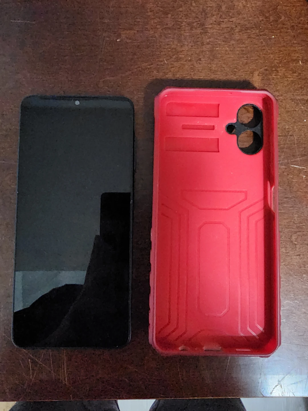 Smartphone with Protective Case - photo 3