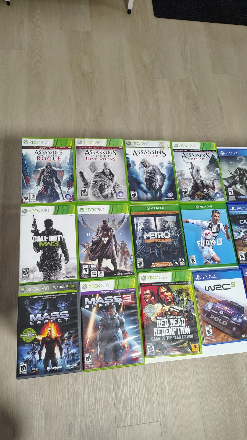 PlayStation 4 & Xbox 360 Video Game Bundle - photo 2