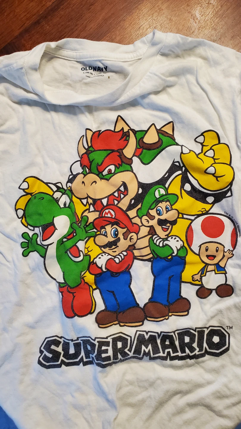 Super Mario T-Shirt Bundle (6 shirts)