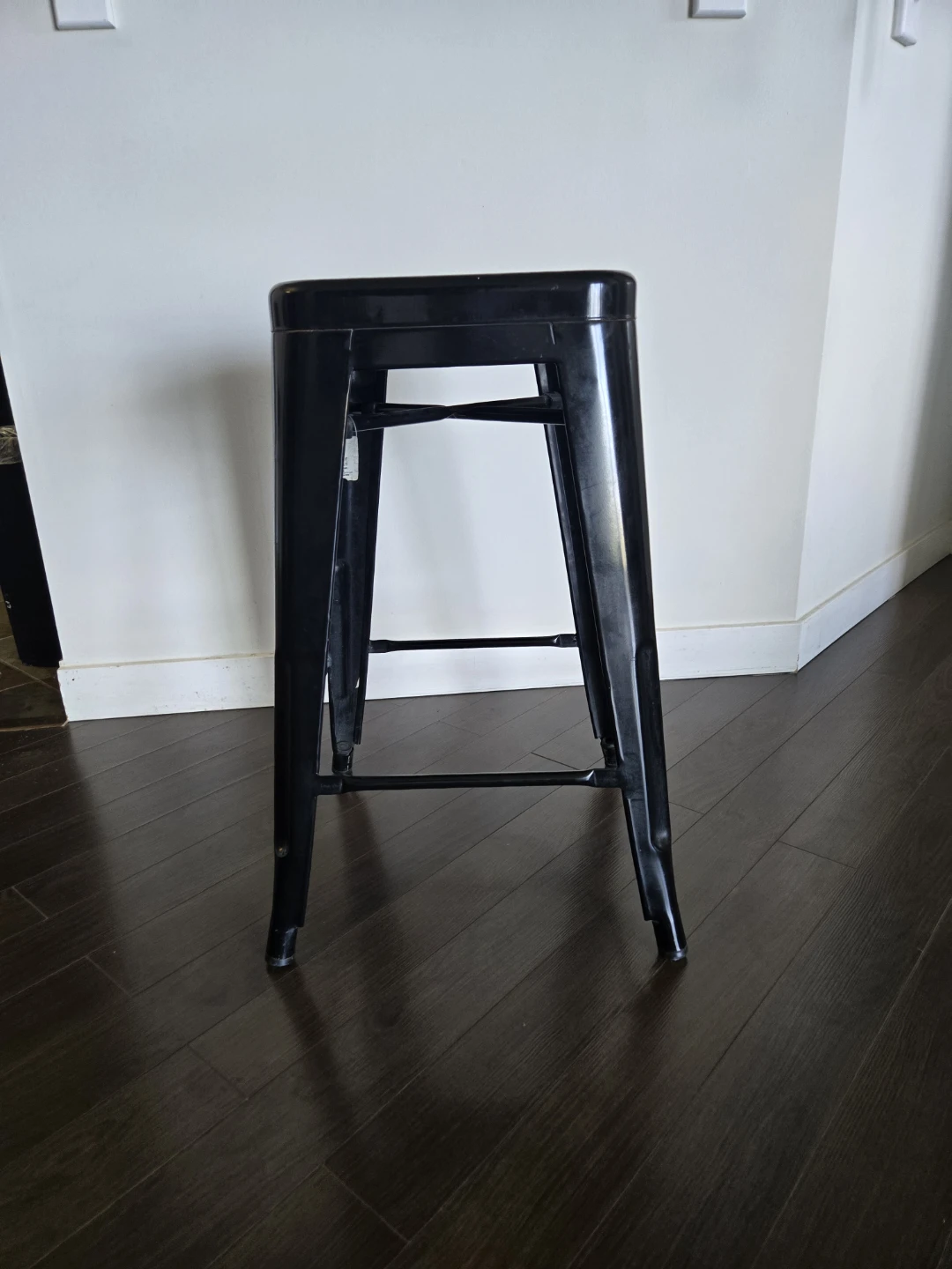 Black Metal Bar Stool