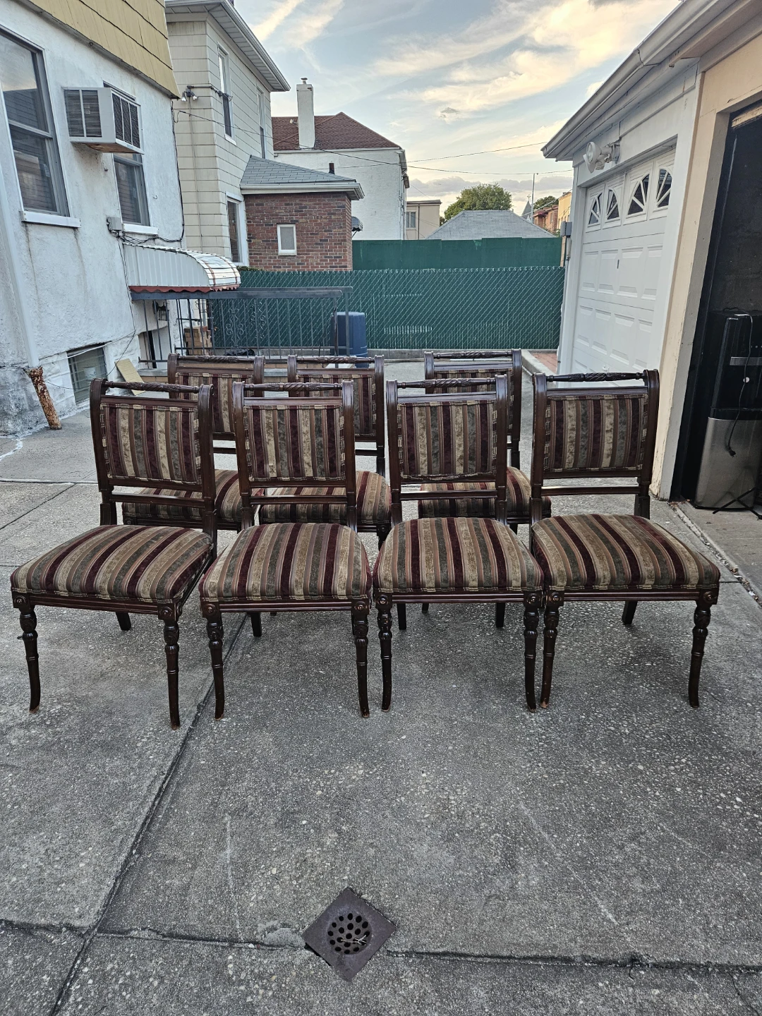 9 beautiful dining room chairs in Brooklyn, NY