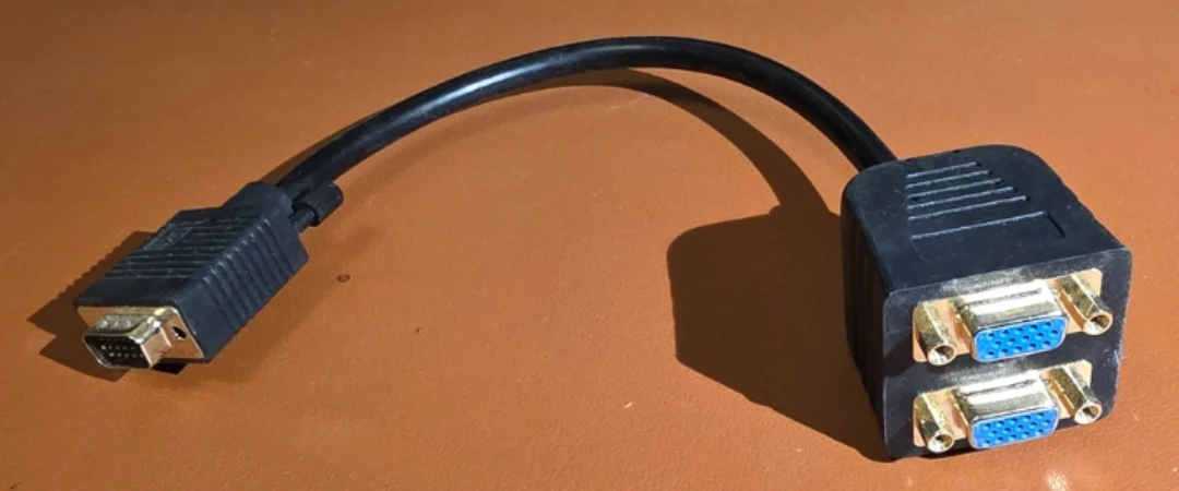 VGA Male to Dual VGA Female Splitter Cable - photo 2
