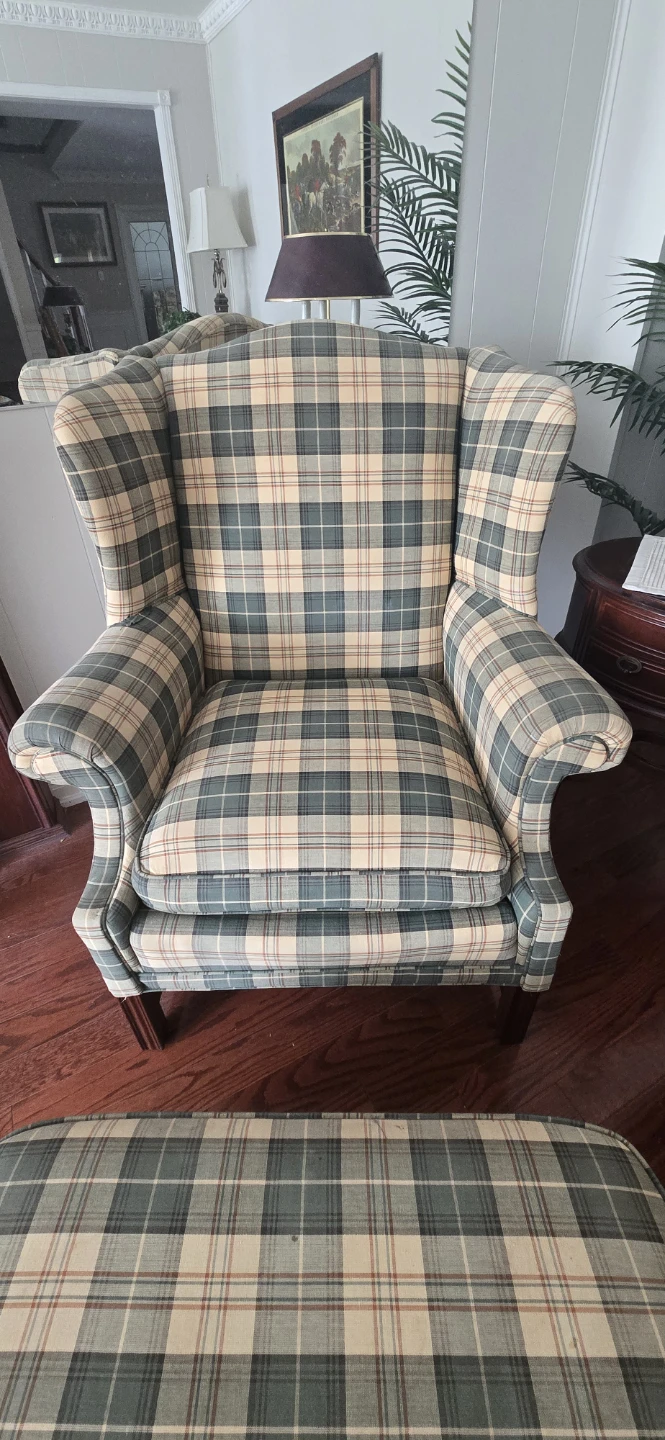 Plaid wingback chair and ottoman set - photo 3