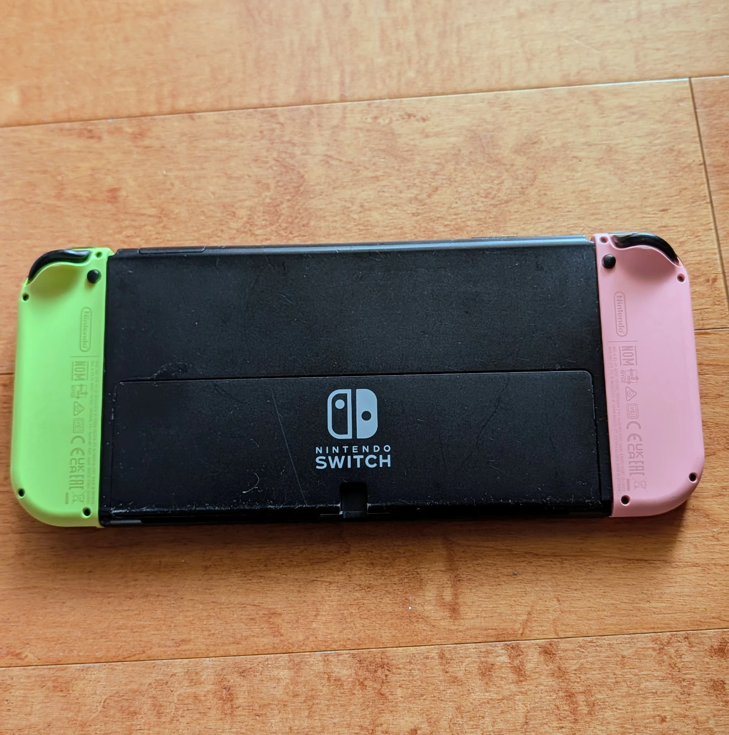 Nintendo Switch OLED - photo 4
