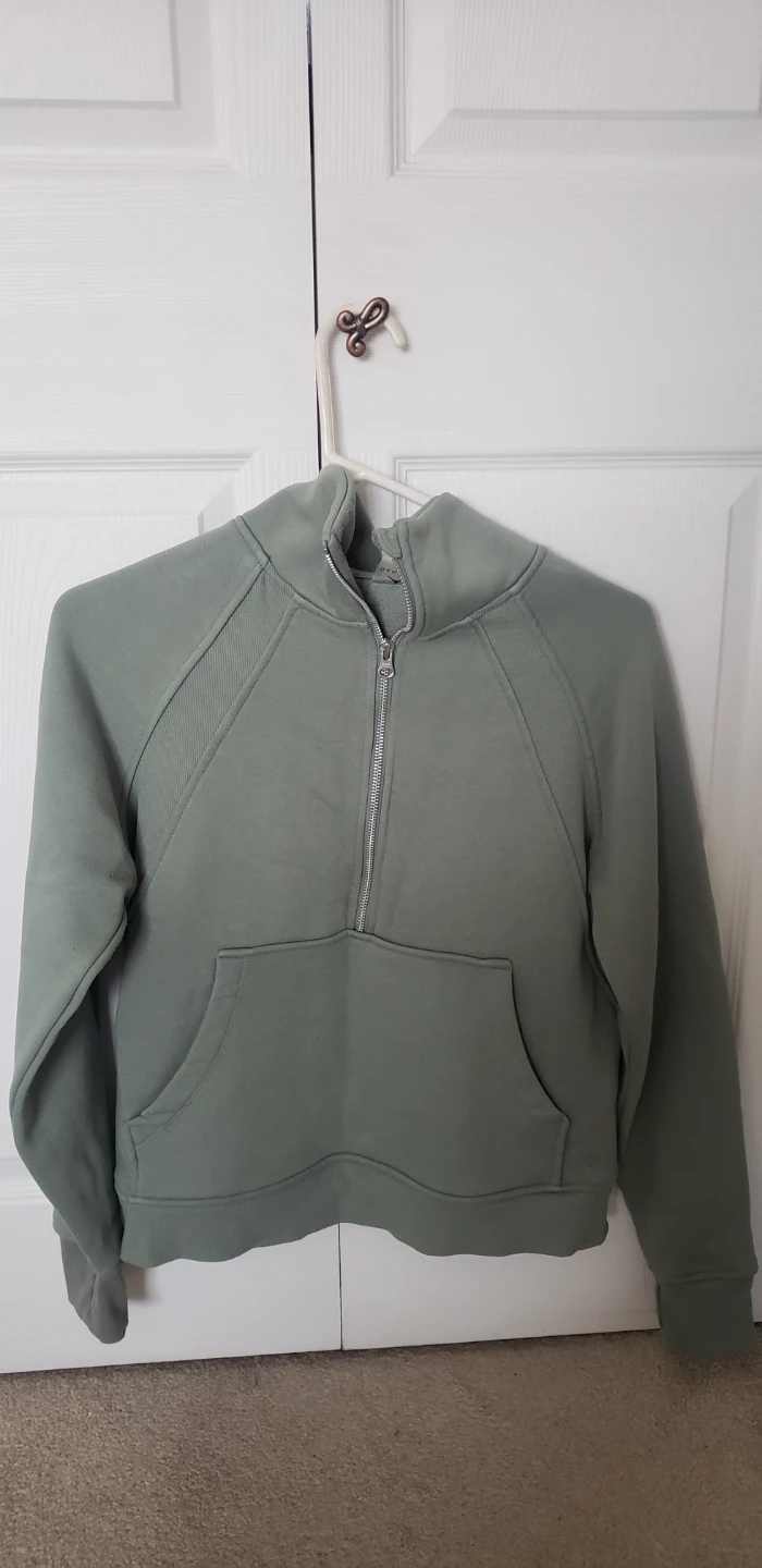 Women's Green  Sweatshirt
