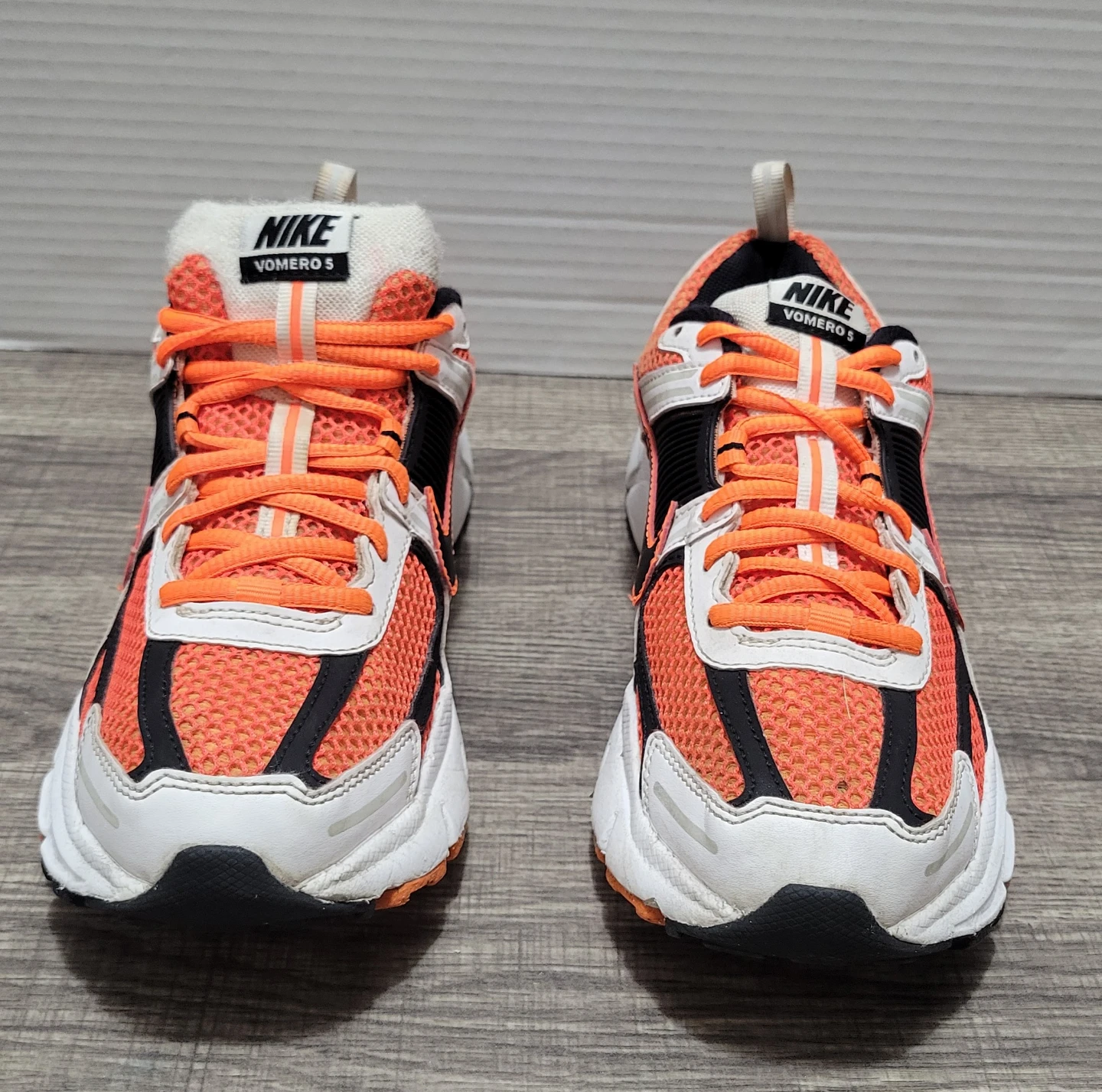 Nike Vomero 5 Sneakers Orange/White Size 6Y - photo 2