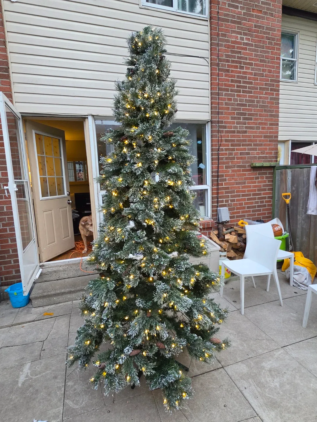 Pre-lit Flocked Artificial Christmas Tree - photo 2