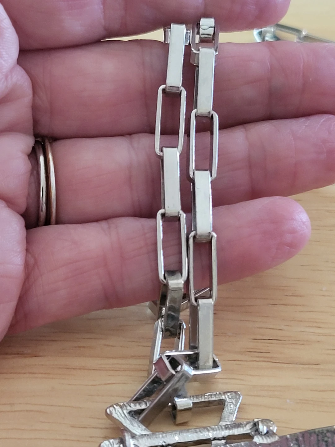 Silver-Tone Geometric Pendant Necklace - photo 3