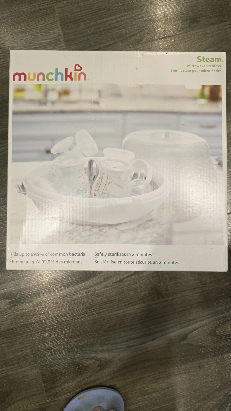 Munchkin Microwave Sterilizer(Brand New) - photo 3