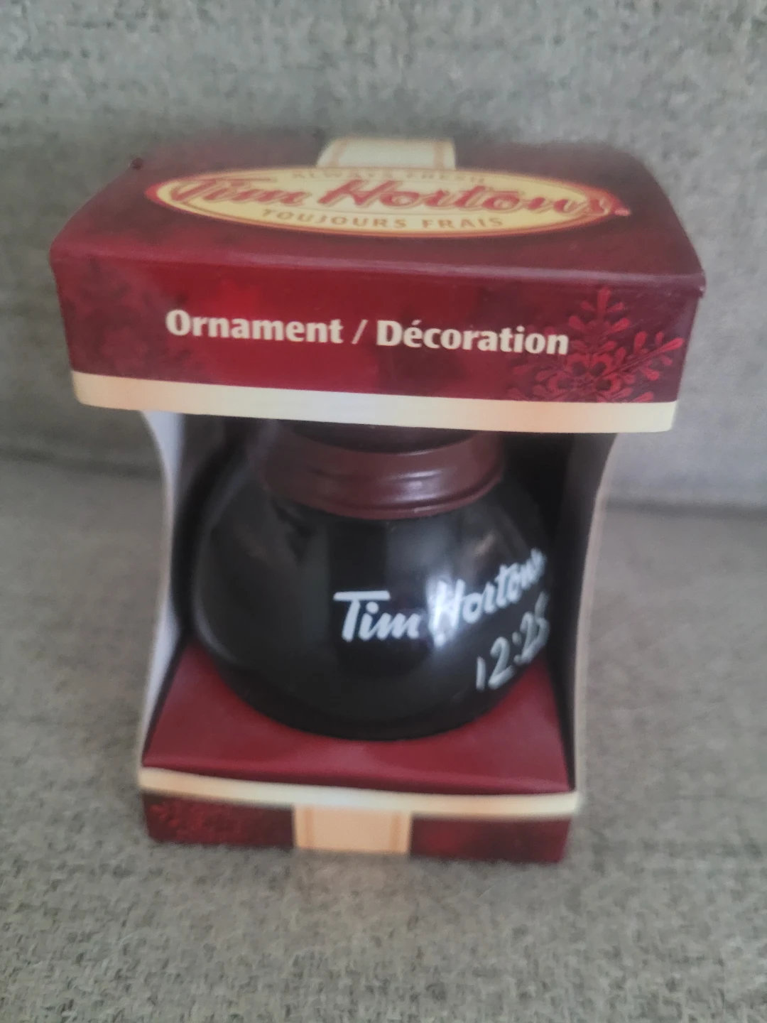 Bnib Tim Hortons Christmas ornament 🏈