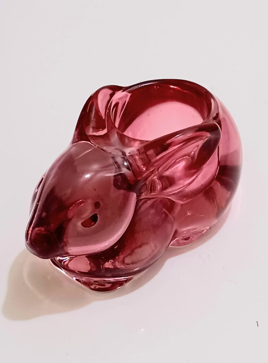Vtg Cranberry Indiana Glass Bunny Figurine