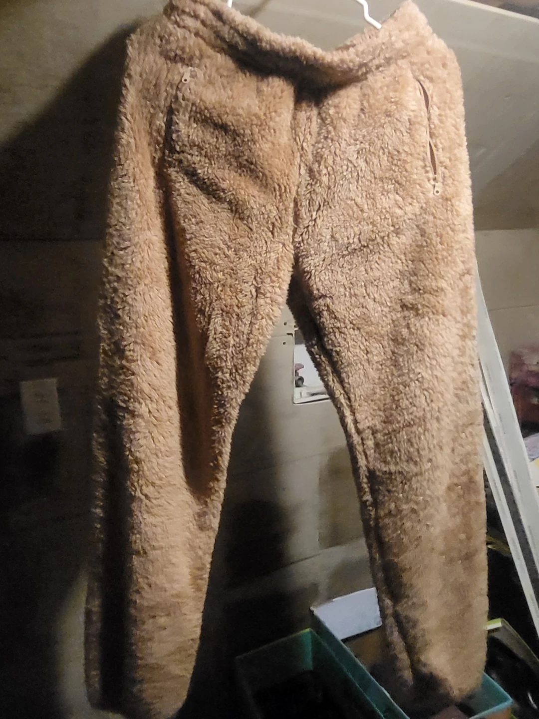 Uniqlo Fluffy Yarn Fleece Pants